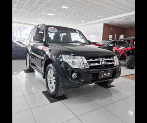 Mitsubishi PAJERO FULL 3.8 HPE 4X4 V6 24V GASOLINA 2P AUTOMÁTICO