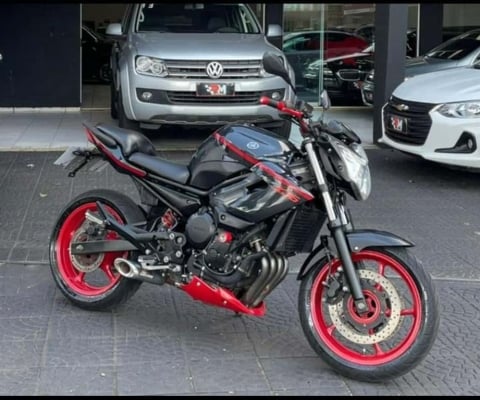 Yamaha XJ6 N 2013