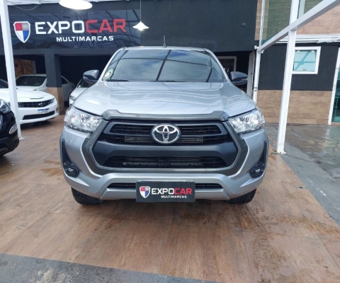 TOYOTA HILUX SR