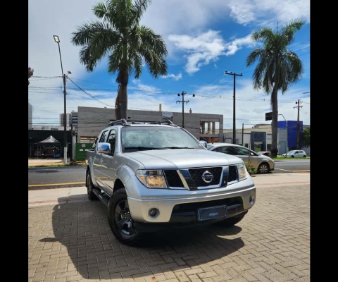 NISSAN FRONTIER LE CD 4x4 2.5 TB Diesel Aut.