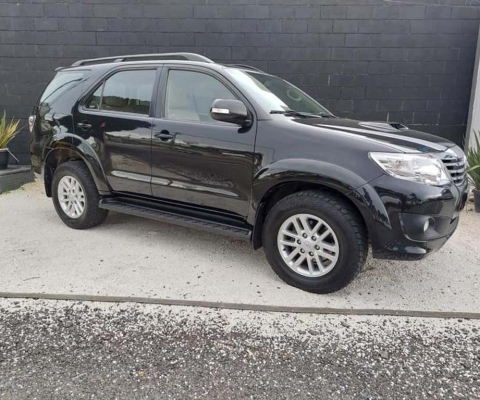 TOYOTA HILUXSW4 SRV4X4 2013