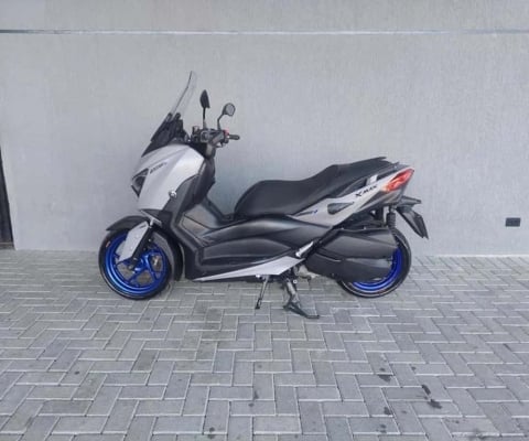 YAMAHA XMAX 2022