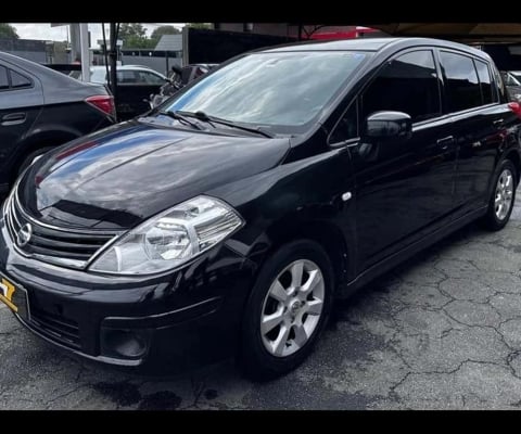 NISSAN TIIDA 1.8 S 2011