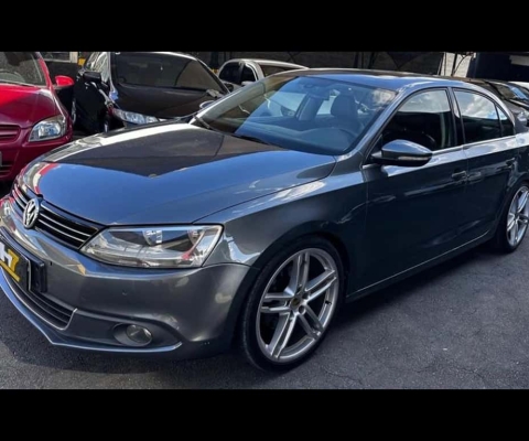 VOLKSWAGEN JETTA 2.0 T 2014