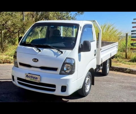 Kia Bongo 2.5 K-2500 4X2 CS TURBO DIESEL 2P MANUAL  2013/2014 - Branca - 2013/2014