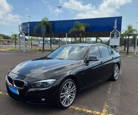 BMW 320iA à venda.