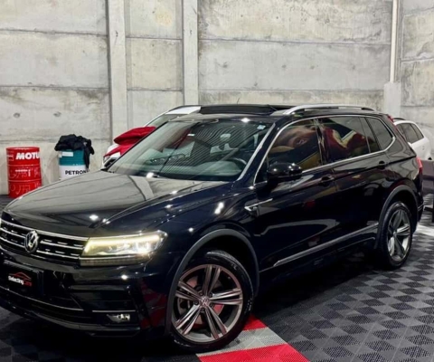 TIGUAN R-LINE 350 7 LUGARES + TETO SOLAR + IPVA 2025 PAGO - IMPECAVEL