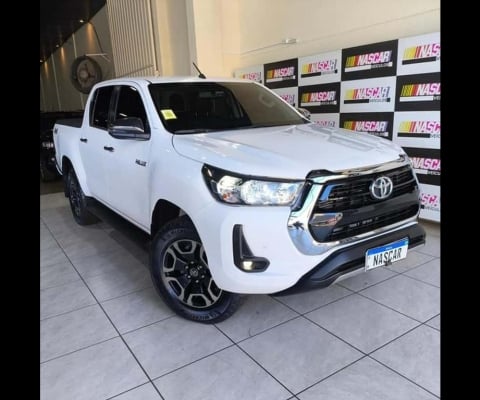 TOYOTA HILUX CDSRVA4FD 2022