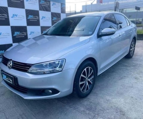 Volkswagen Jetta Comfortline 2.0 2014 