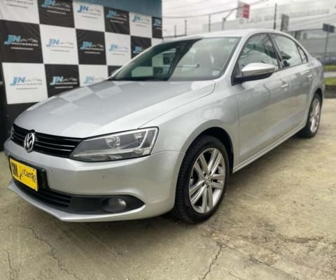 Volkswagen Jetta Comfortline 2.0 2014 