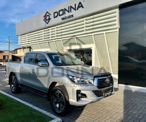 Toyota Hilux CD SRX 4x4 2.8 TDI 16V Diesel Aut.  - Prata - 2019/2020