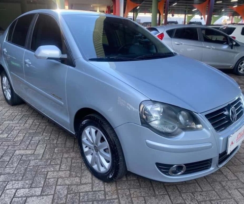 VOLKSWAGEN POLO SEDAN 1.6 COMFOR 2010