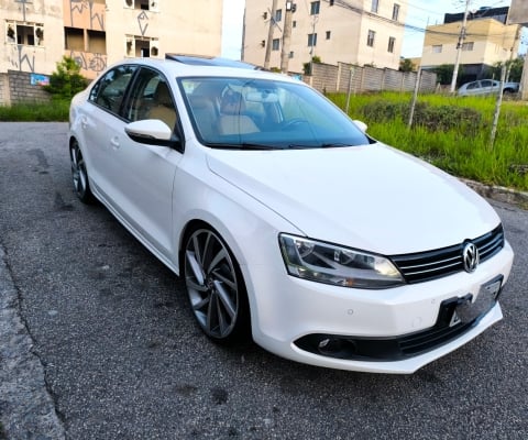 VOLKSWAGEN JETTA à venda.