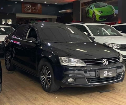 Volkswagen Jetta 2014 2.0 tsi highline 211cv gasolina 4p tiptronic