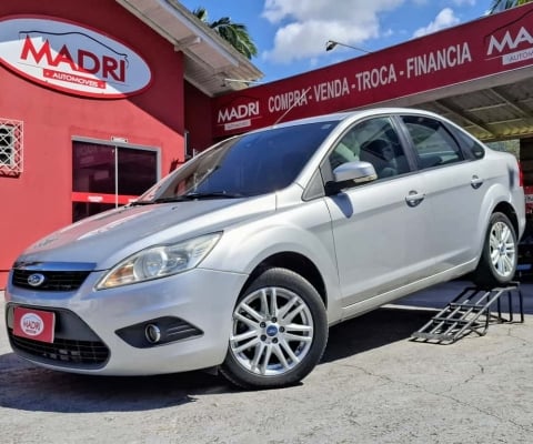 Ford Focus Sedan 2.0 16V/2.0 16V Flex 4p