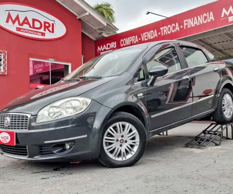 Fiat LINEA ESSENCE Dualogic 1.8 Flex 16V 4p