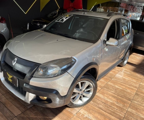 RENAULT   SANDERO  1.6 STEPWAY 8V FLEX 4P MANUAL 2014