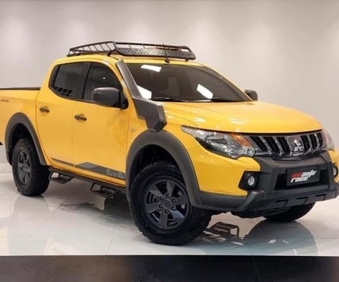 MITSUBISHI TRITON SPORT SAVANA 2023