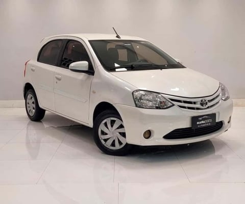 TOYOTA ETIOS HB XS 15 MT 2017