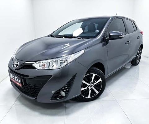 Toyota Yaris XS Connect 1.5 Flex 16V Aut. - Cinza - 2021/2022