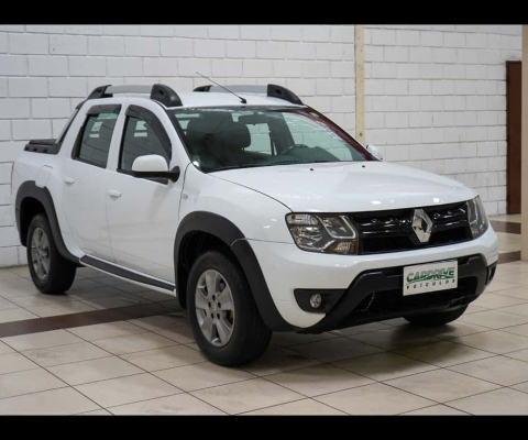 Renault Duster 2.0 OROCH Dynamique - Branca - 2019/2020