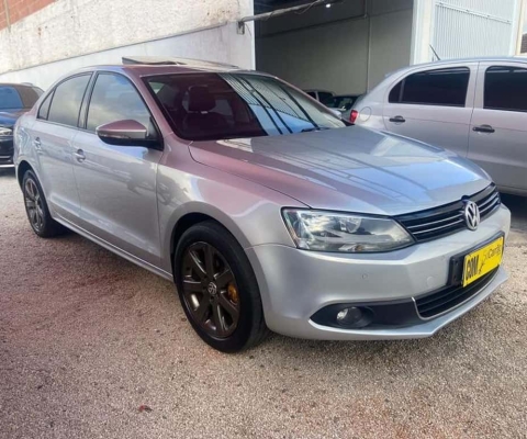 VOLKSWAGEN JETTA 2.0 2011