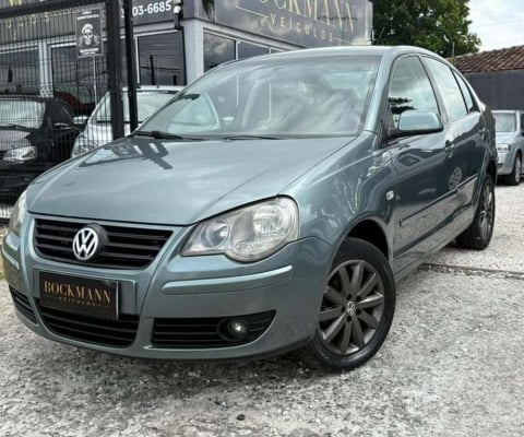 VOLKSWAGEN POLO SEDAN 1.6 8V COMFORTLINE 4P 2009