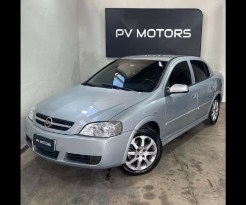 Chevrolet Astra Sedan Sed. Advant. 2.0 8V MPFI FlexP. 4p  - Prata - 2010/2011