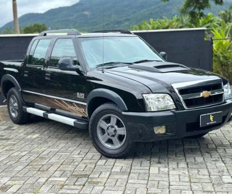 Chevrolet S-10 Pick-up Rodeio 2.4 F.Power CD - Preta - 2011/2011