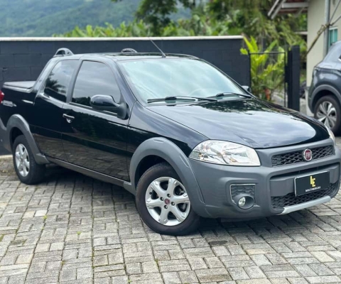 Fiat Strada  Freedom 1.4 Flex 8V CD - Preta - 2019/2020