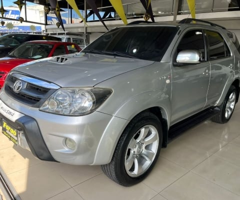 Hilux SW4 blindada 