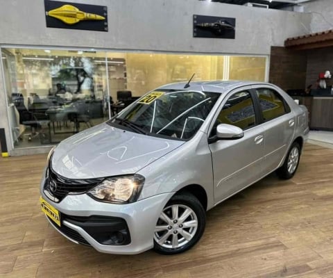 Toyota Etios 2020 1.5 x plus sedan 16v flex 4p automático