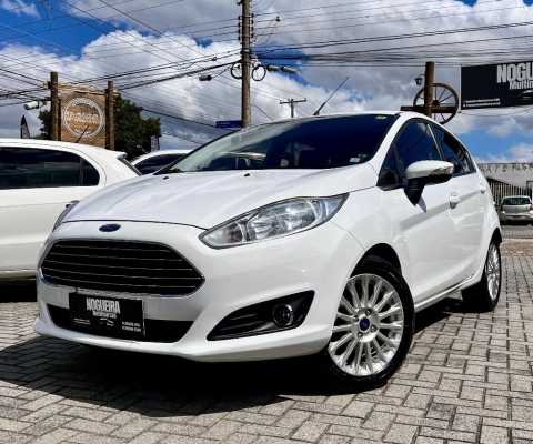 Ford Fiesta completo, muito conservado, ipva 2025 pago