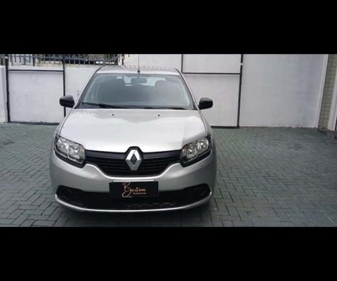 RENAULT SANDERO AUTH 10 2015