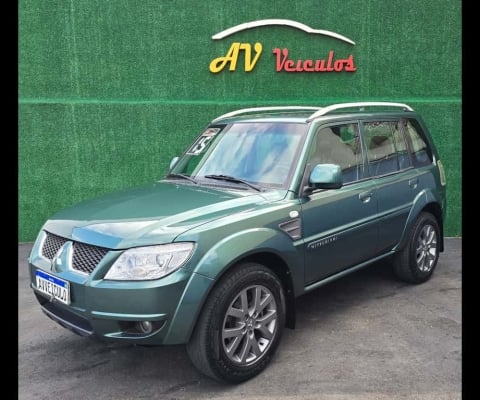 Mitsubishi Pajero TR4 Flex Automático