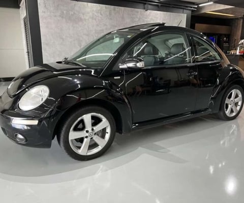 VOLKSWAGEN BEETLE 2010