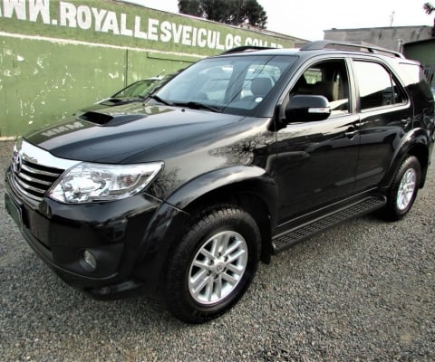 hilux sw4 srv diesel 4x4 2013 excel estado