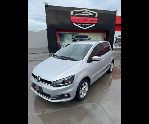 Volkswagen Fox Rock in Rio 1.6 Flex 2016  - Prata - 2015/2016