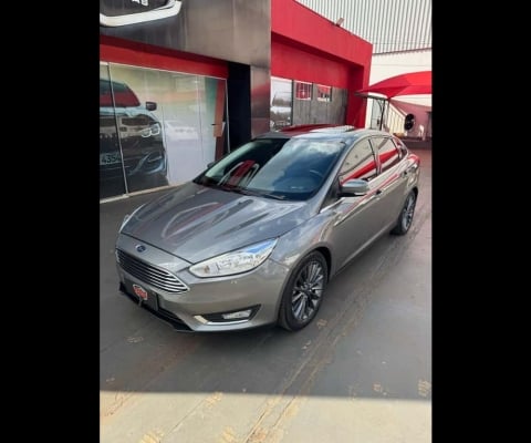 Ford Focus Titanium Flex aut - Cinza - 2016/2017