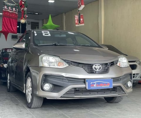 Toyota Etios 2018 1.5 x sedan 16v flex 4p automático