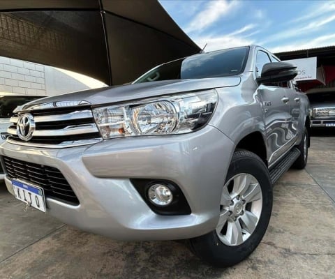 TOYOTA HILUX 2.7 SR 4X2 CD 16V FLEX 4P AUTOMÁTICO