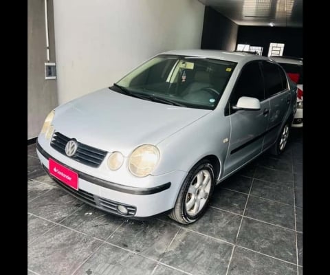 VOLKSWAGEN POLO SEDAN 1.6 2004