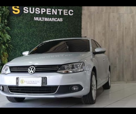 VOLKSWAGEN JETTA 2.0 TSI Highline - 2013/2013