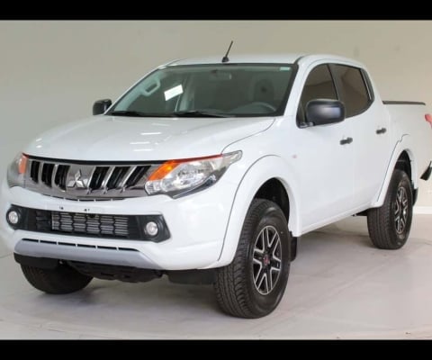 MITSUBISHI L200 TRITON GLS  2.4 TURBO DIESEL CD 4X4 AUTOMÁTICO 5M - 2025 - BRANCO ** 0 KM **