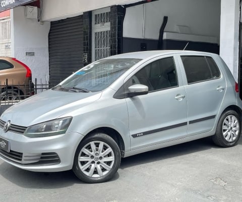 VW FOX 1.6 8V MEGA NOVO 