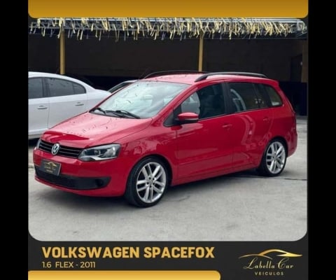 VOLKSWAGEN SPACEFOX GII 2011