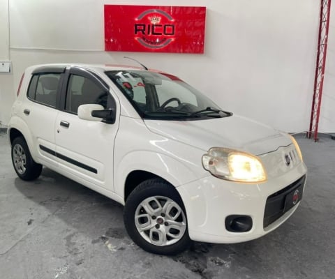 Fiat Uno Attractive 1.4 8V (Flex) 4p 2011