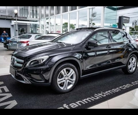 MERCEDES-BENZ GLA250 ENDURO 2.0T 211CV C/TETO AUT./2016