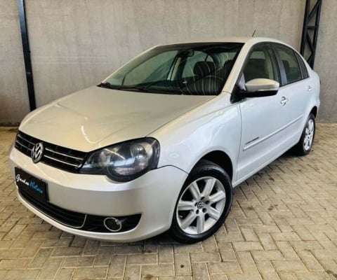 VOLKSWAGEN POLO SEDAN 1.6 COMFOR 2013