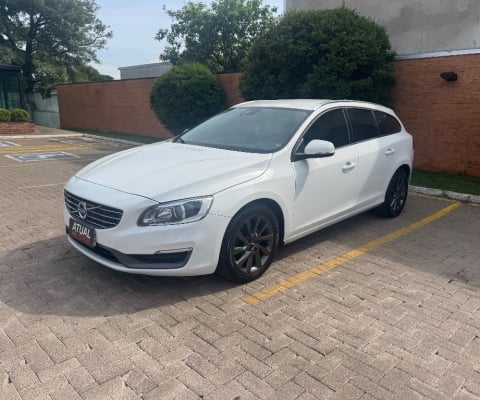 Volvo v60 impecável 